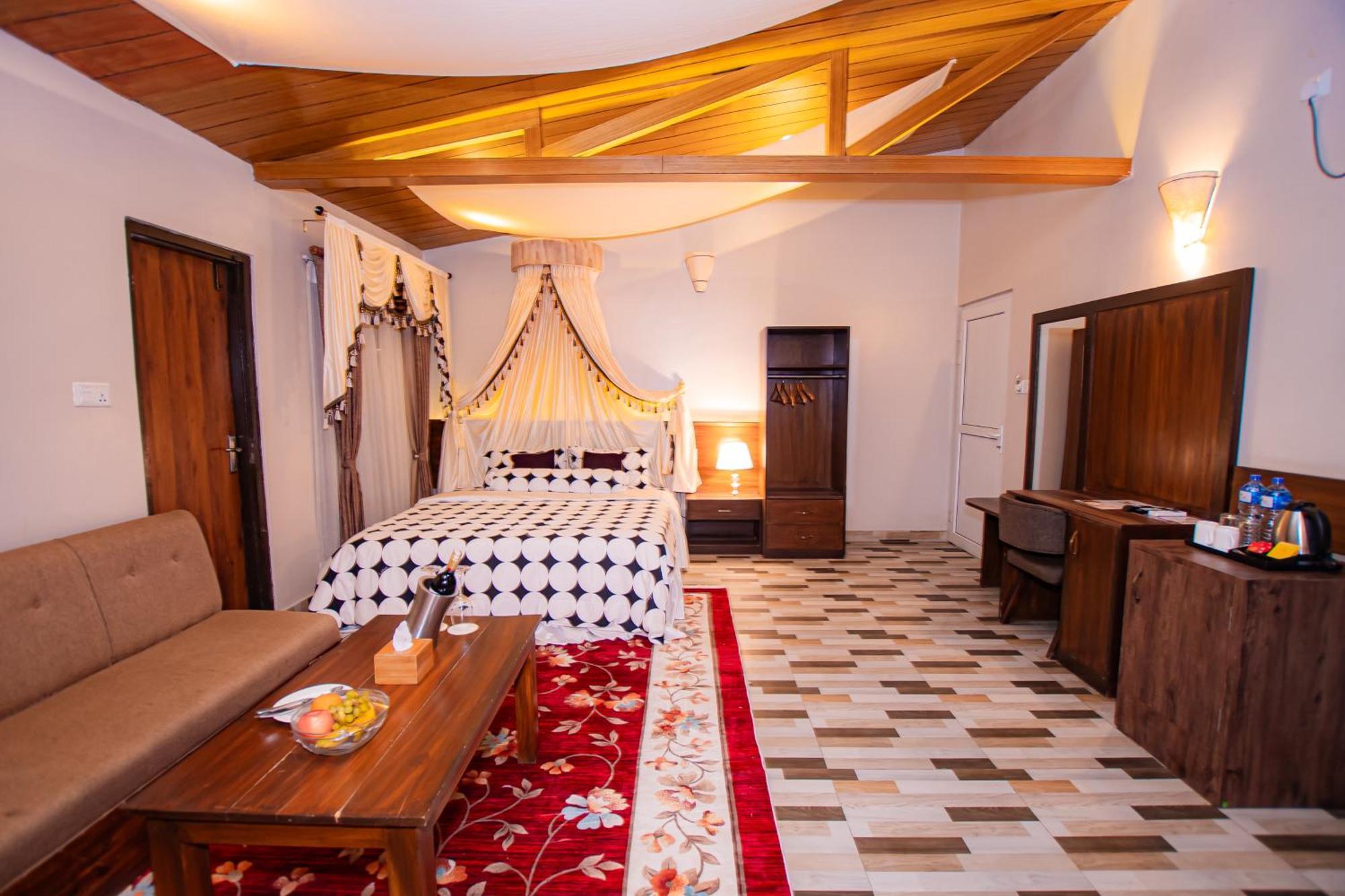Busy Bee Resort, Pokhara Extérieur photo